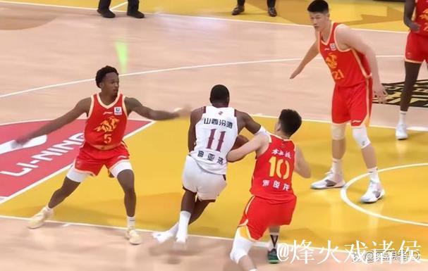 CBA常规赛揭幕战：塔克16分&迪亚洛17分，广厦88-74战胜山西