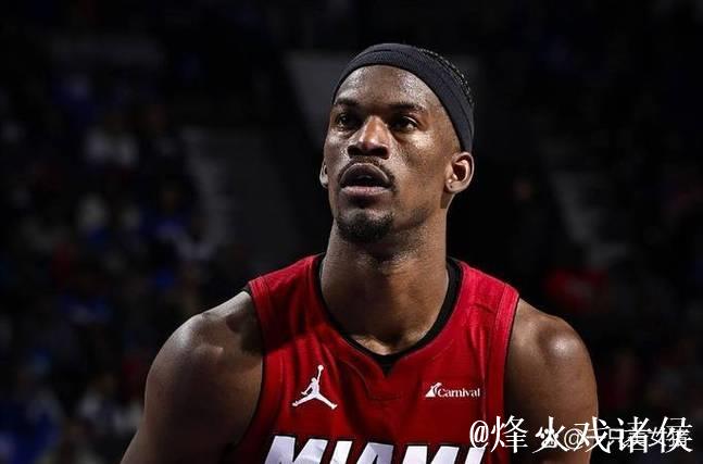 巴特勒半场出战17分钟,7中4得到8分3板2助攻 巴特勒半场出战17分钟,7中4得到8分3板2助攻